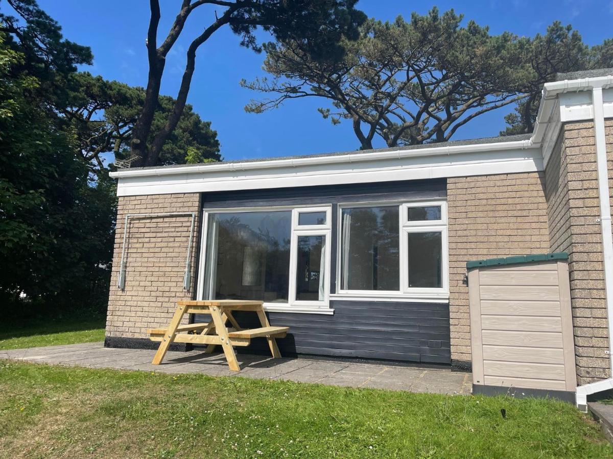 2 Bedroom Holiday Chalet Near Bude Kilkhampton Exteriör bild